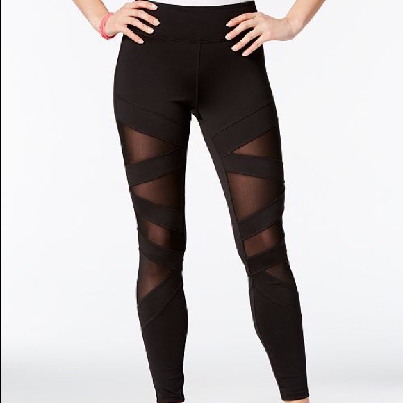 Jessica Simpson Pants - ✨JS
The Warm Up Mesh-Inset Yoga Leggings✨